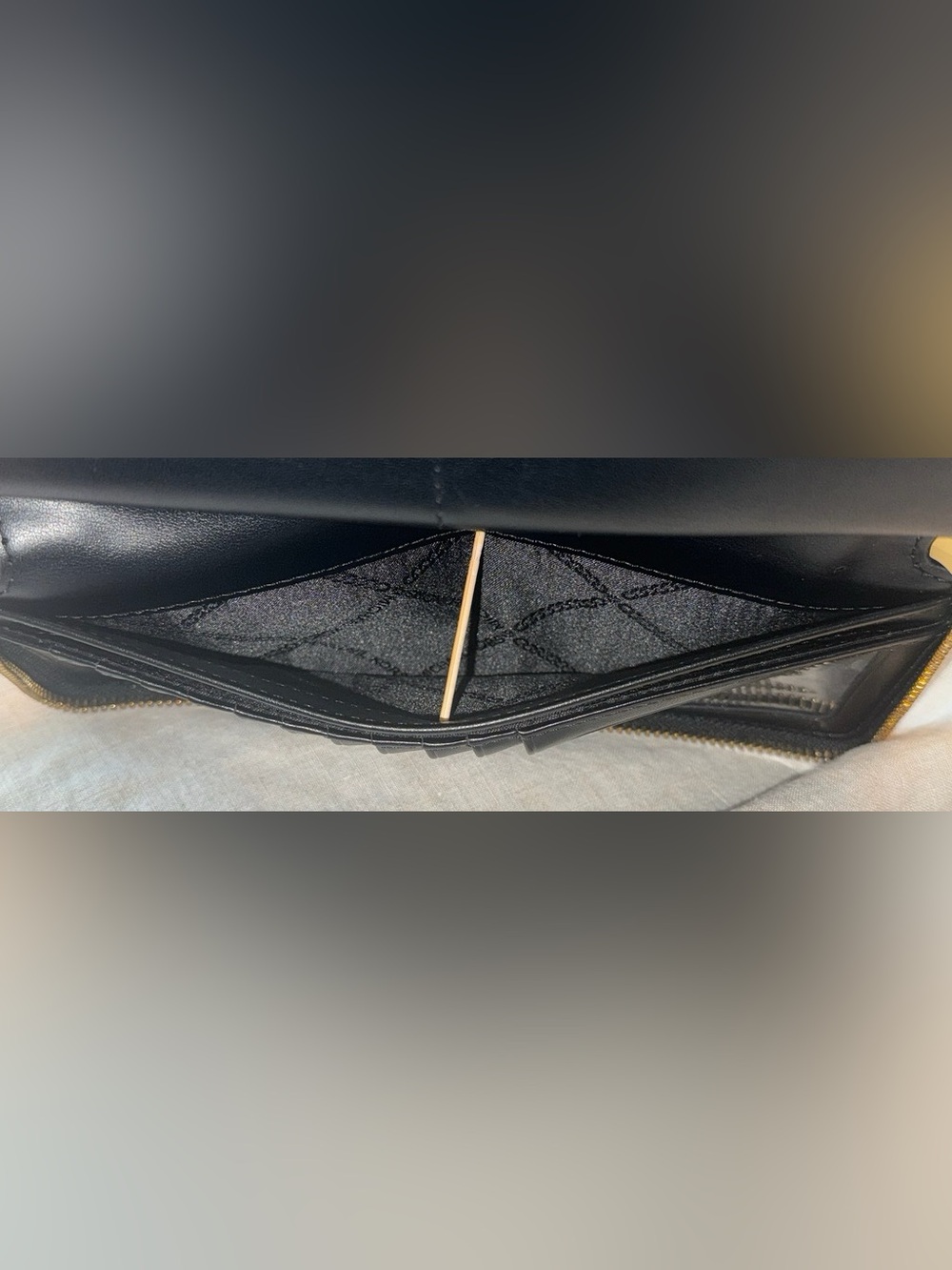 Michael Kors Black Saffiano Leather Zip Around Wristlet Wallet - Picture 9 of 14